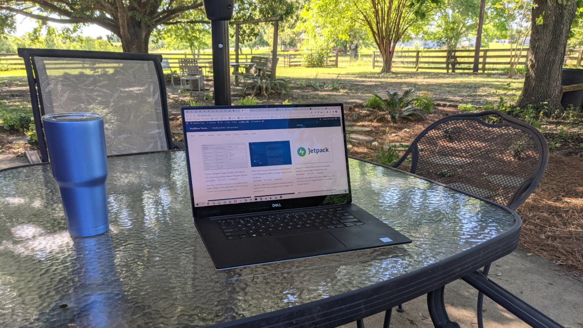 patio-laptop A Laptop and a Dream: Your Home Office Should Meet Your Needs design tips