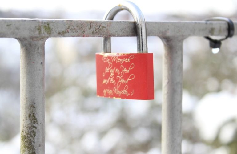 IRC WEB Services cHJpdmF0ZS9zdGF0aWMvaW1hZ2Uvd2Vic2l0ZS8yMDIyLTA0L2xyL2ZyY2FzdGxlX3JhaWxpbmdfbG92ZV82NTI3NzEtaW1hZ2Uta3liZTJkMTQuanBn-770x500 Hackers Actively Exploiting Unpatched Privilege Escalation Vulnerability in Ultimate Member Plugin cHJpdmF0ZS9zdGF0aWMvaW1hZ2Uvd2Vic2l0ZS8yMDIyLTA0L2xyL2ZyY2FzdGxlX3JhaWxpbmdfbG92ZV82NTI3NzEtaW1hZ2Uta3liZTJkMTQuanBn-770x500 Hackers Actively Exploiting Unpatched Privilege Escalation Vulnerability in Ultimate Member Plugin design tips